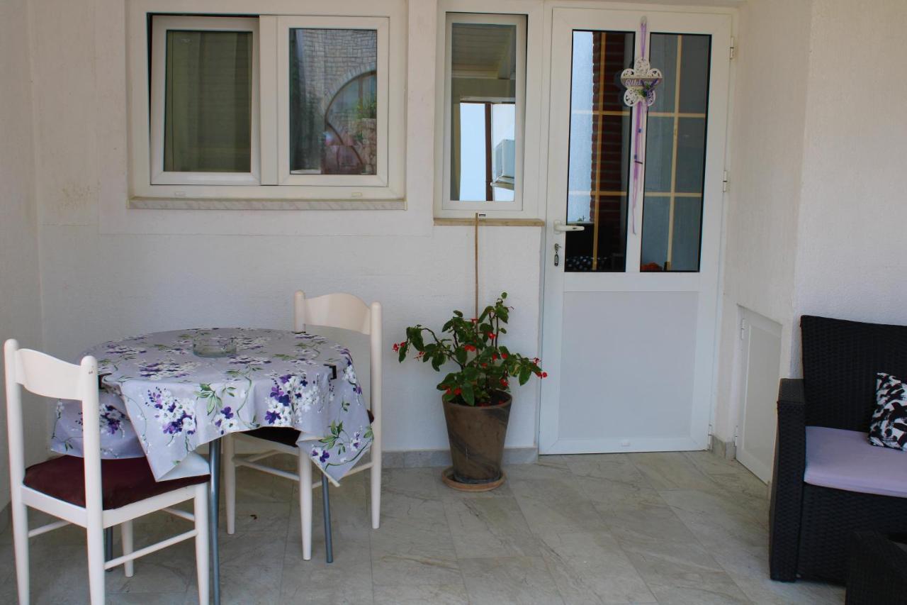 Apartmani B&S Barbat na Rabu Exterior photo