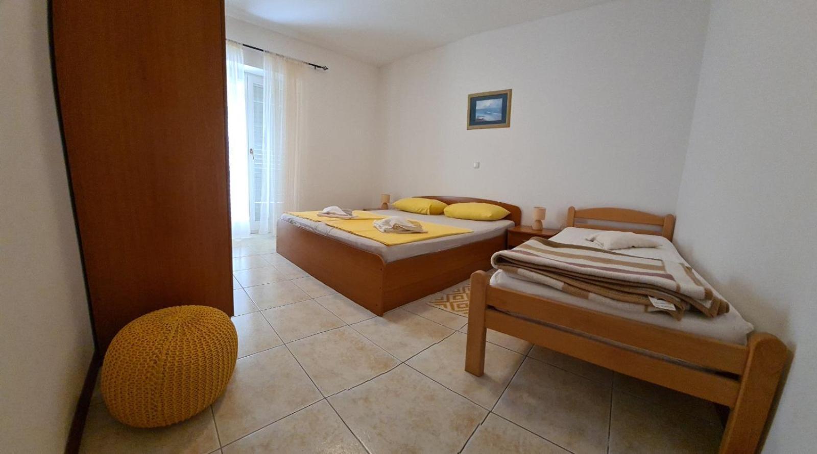 Apartmani B&S Barbat na Rabu Exterior photo