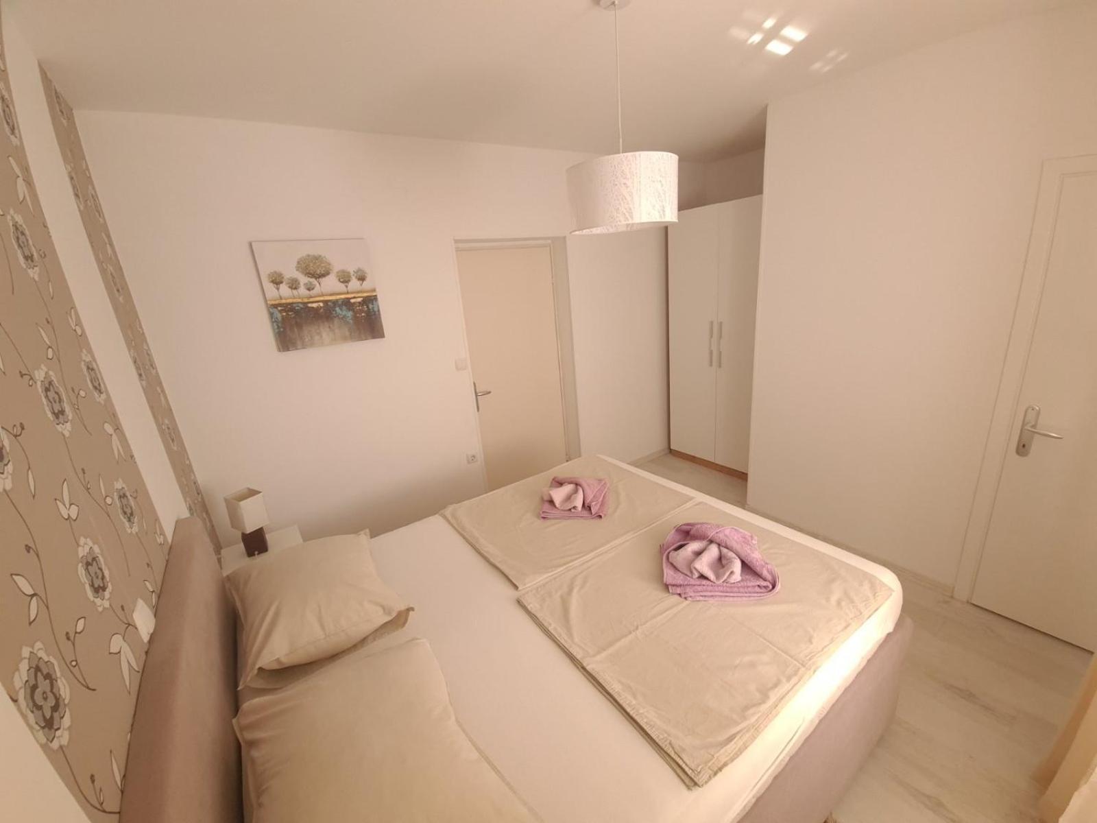 Apartmani B&S Barbat na Rabu Exterior photo